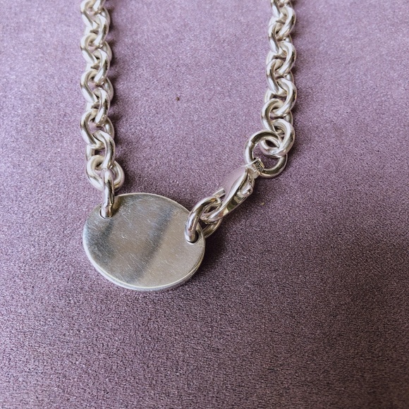 Tiffany & Co  Vintage Retun to Tiffany Oval Tag Necklace - Picture 3 of 8